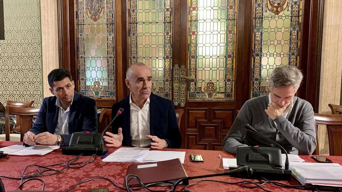 Ayuntamiento "desbloquea tras una década" la ampliación de tranvía, con obras en 2020, y el acuerdo con Altadis