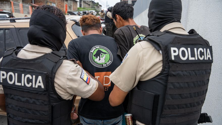 Asesinan a tres adolescentes en su vivienda en una de las zonas más violentas de Ecuador