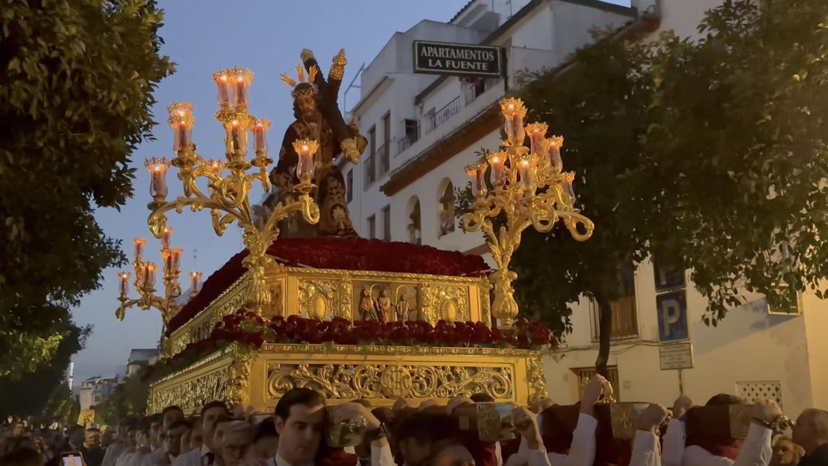 La melodía de un joven pianista para Jesús Caído de Aguilar en Córdoba