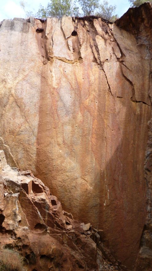 Derrumbe en vertical pizarrosa