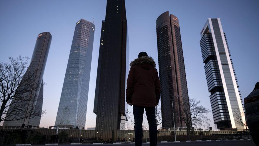 Despedido de una 'Big Four' por intentar cumplir su horario: "Es esto o te echamos"