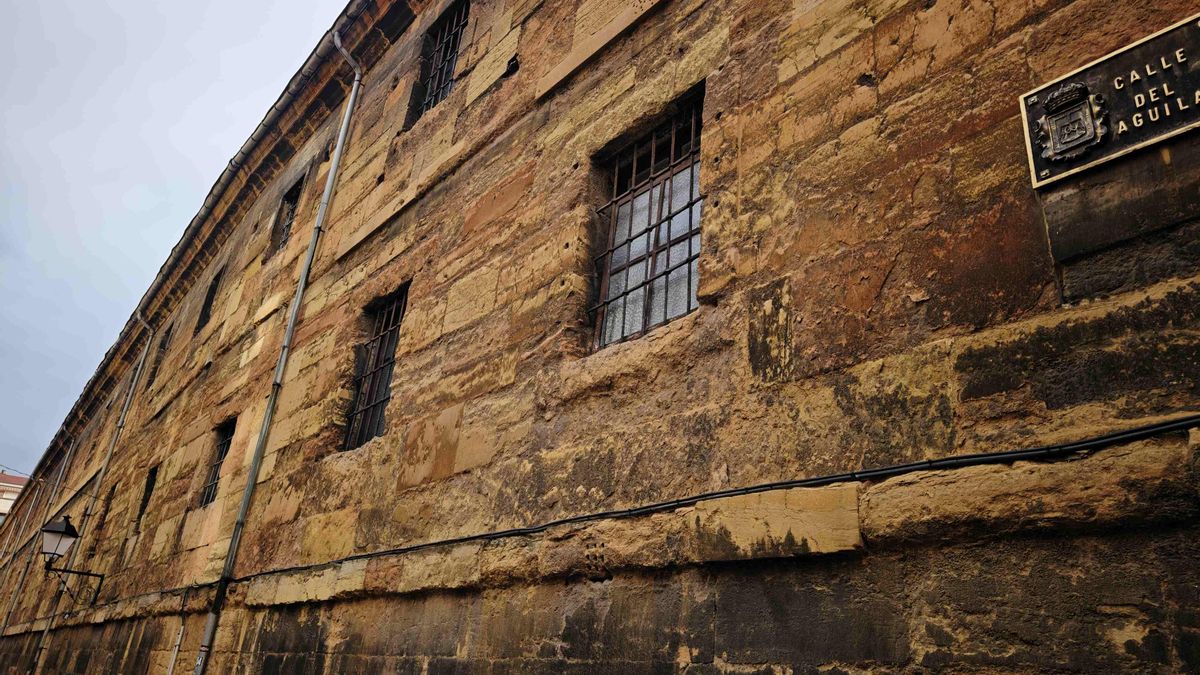 Investigadores estudian la piedra "singular" de edificios de Oviedo para su candidatura como Patrimonio Mundial