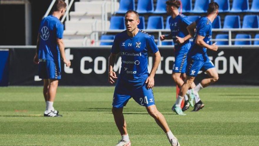 Nacho Martínez asegura que el Tenerife competirá hasta el final