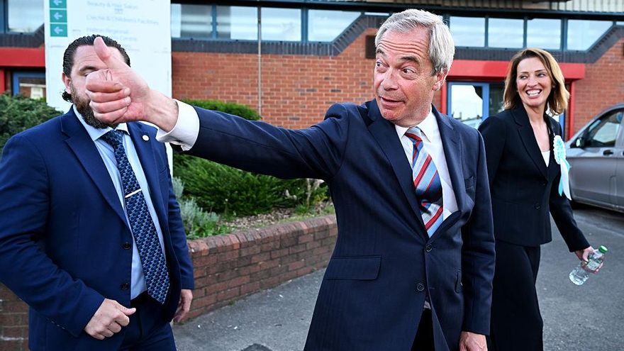 "Farage tiene razón, no votes por él": cómo la política británica ha girado hacia la extrema derecha