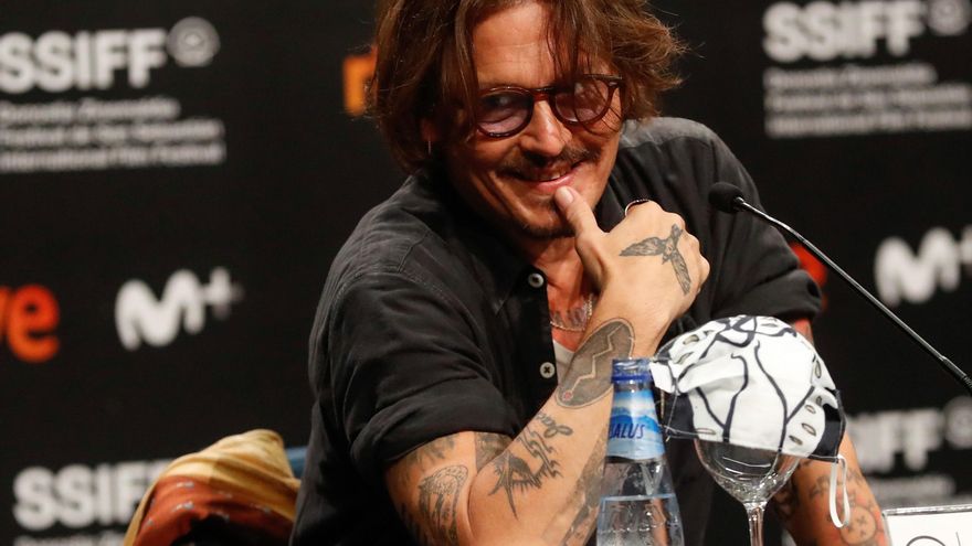 Las cineastas tildan el Premio Donostia a Johnny Depp de error "ético" por las acusaciones de maltrato a su exmujer