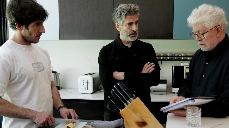 Almodóvar comienza el rodaje de 'Amarga Navidad' con Leonardo Sbaraglia en el reparto