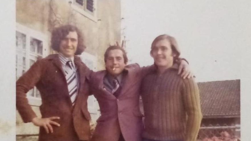 José Luis junto a dos amigos españoles en Winkel (Suiza)