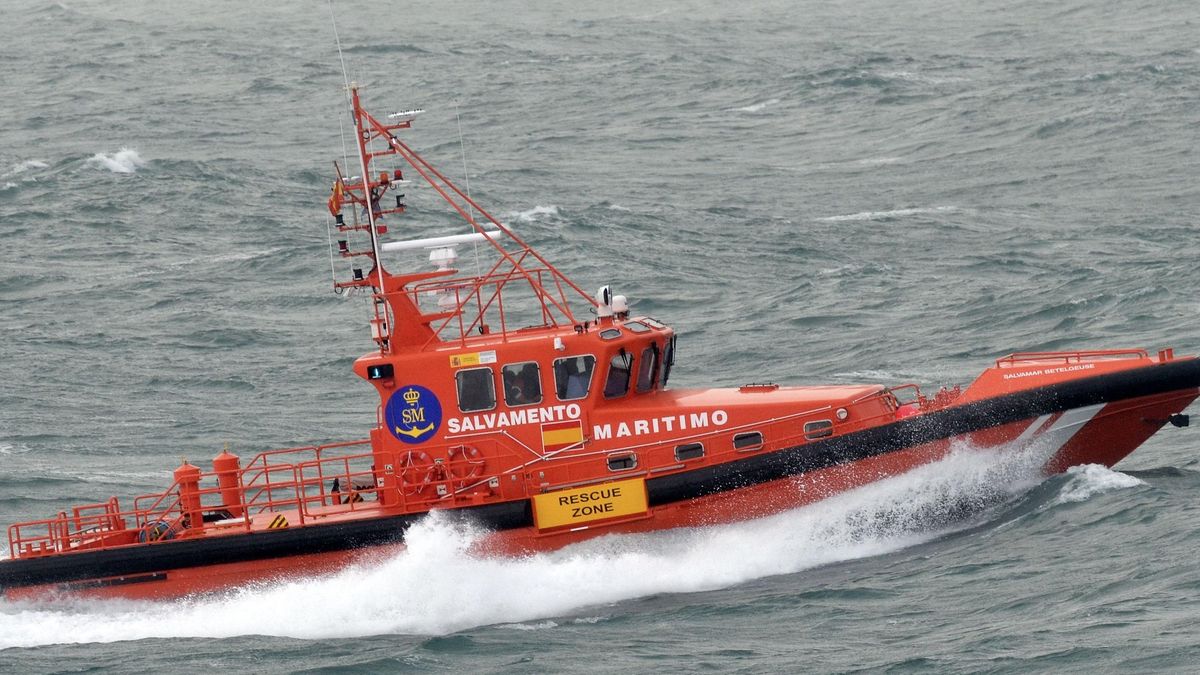 Rescats un total de 34 migrants a bord de pasteres prop de Mallorca
