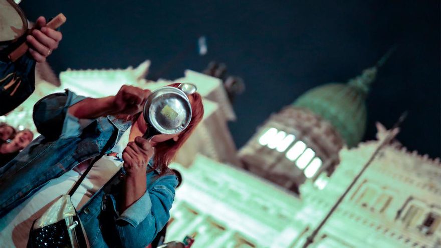 Congreso, el misterioso barrio porteño que se convirtió en punto de encuentro de la resistencia a las medidas del gobierno