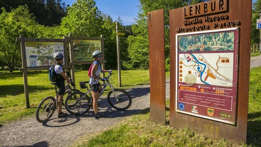 Euskadi se vende en Fitur como "destino seguro" tras perder un 70% de visitantes en 2020
