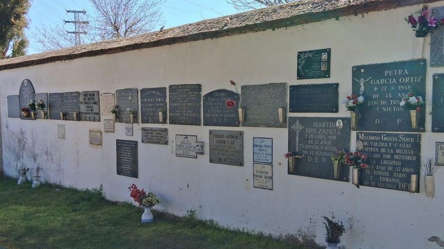 La Asociación Manuel Azaña identifica 978 víctimas de la represión franquista en Talavera de la Reina de las cuales 430 están enterradas en el cementerio.
