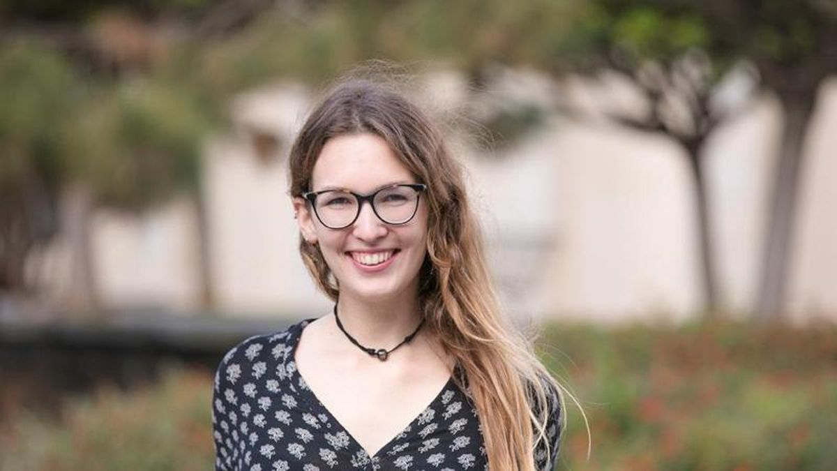 La poeta argentina Katya Vázquez, ganadora del Premio de Poesía Pablo García Baena