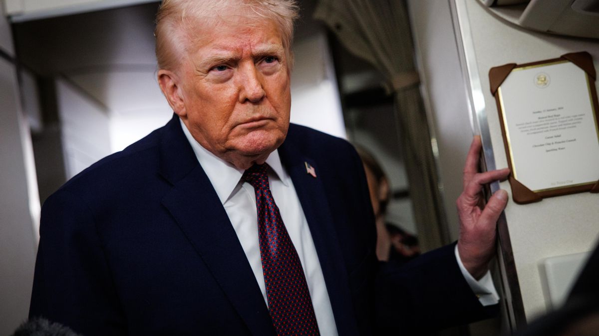 Trump renueva las amenazas sobre Groenlandia: "Nos la vamos a quedar de una manera u otra; si no, lo harán China o Rusia y no lo voy a permitir"