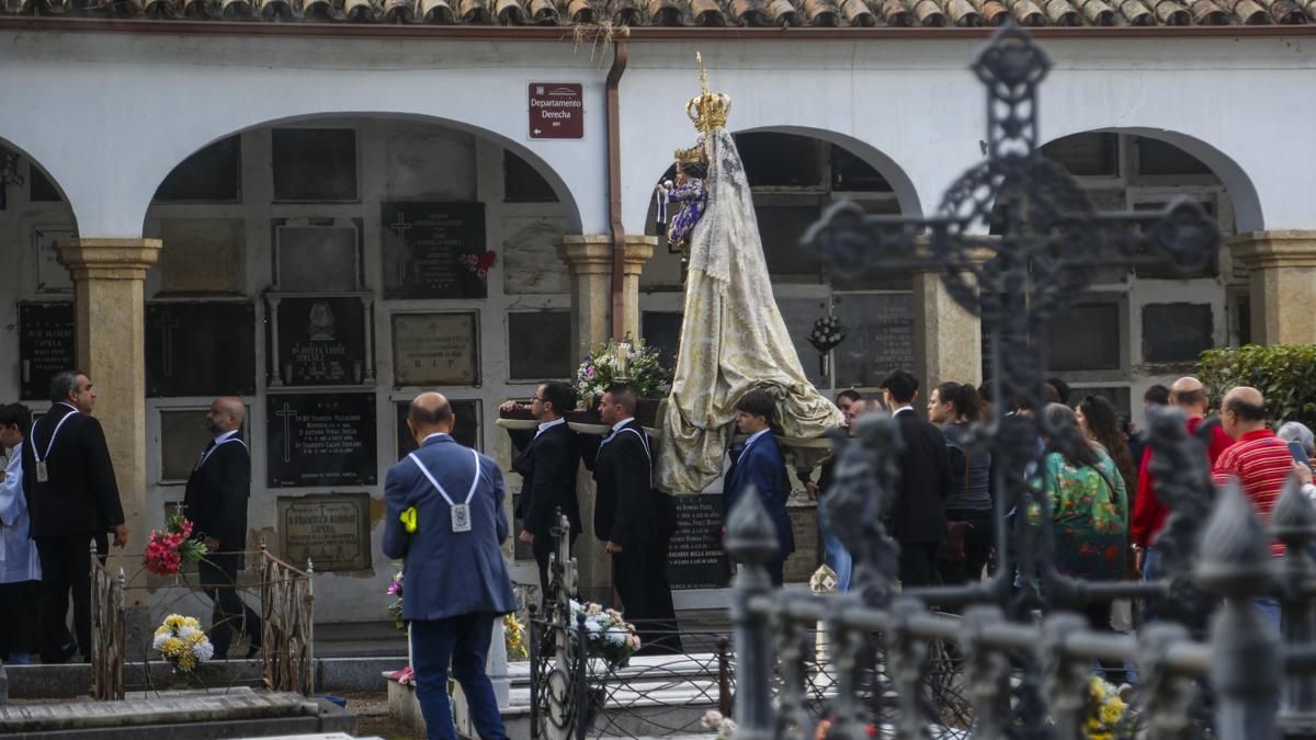 Visita de la Virgen del Carmen al Cementerio de San Rafael