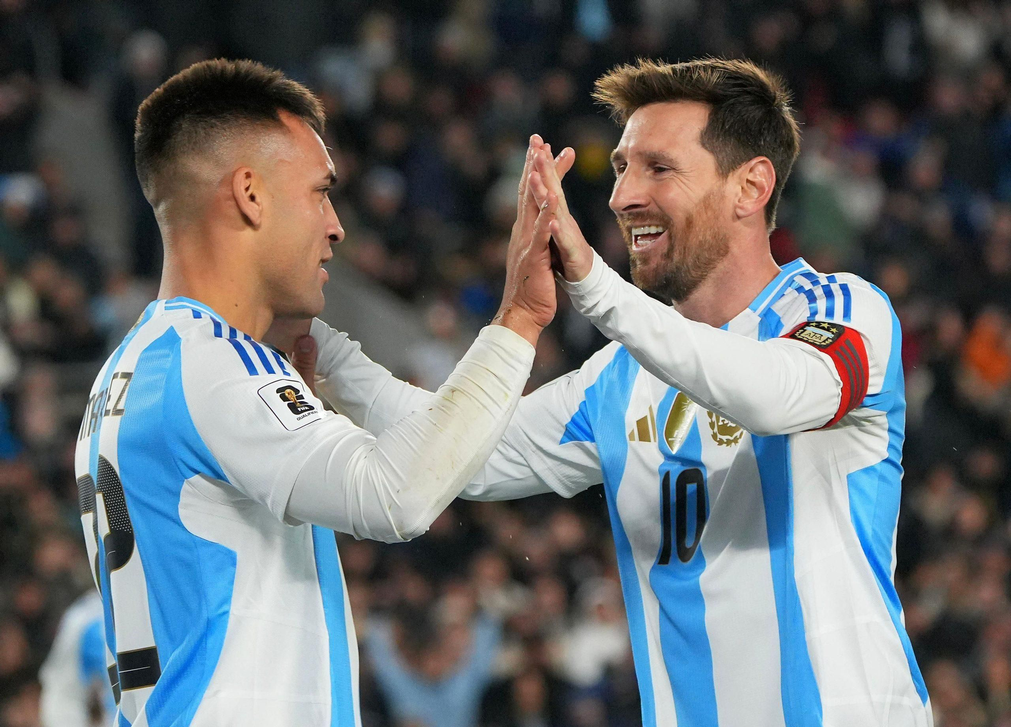 Lautaro Martínez y Lionel Messi le dieron a Argentina el 3 a 0 contra Venezuela.