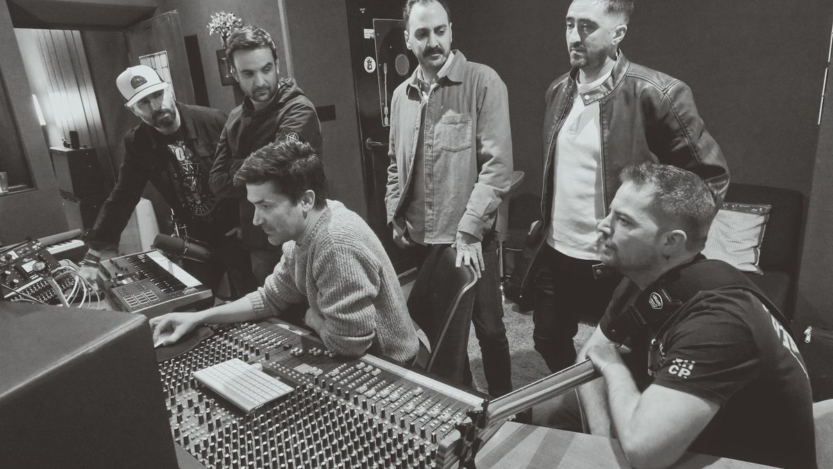 La banda leonesa Polaroid presenta en León su nuevo disco con un concierto en El Albéitar