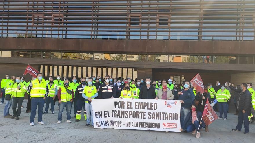 La huelga del transporte sanitario en Castilla-La Mancha entra "en nueva fase" y pasará a ser indefinida
