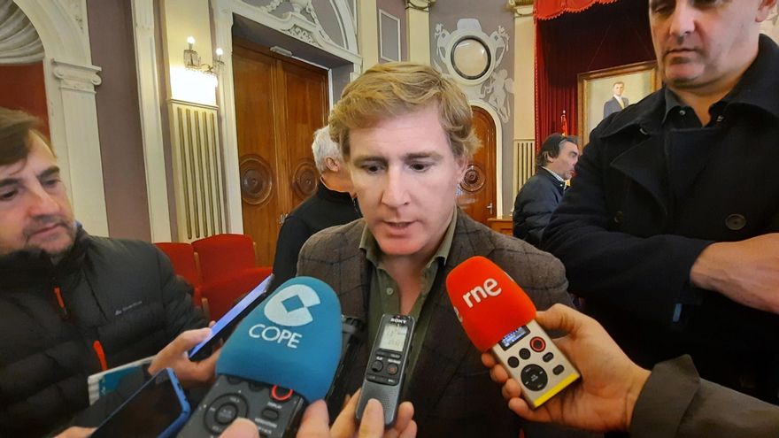 Alcalde de Badajoz defiende la carroza cinegética en la cabalgata infantil: "Es respetuosa con todas las sensibilidades"