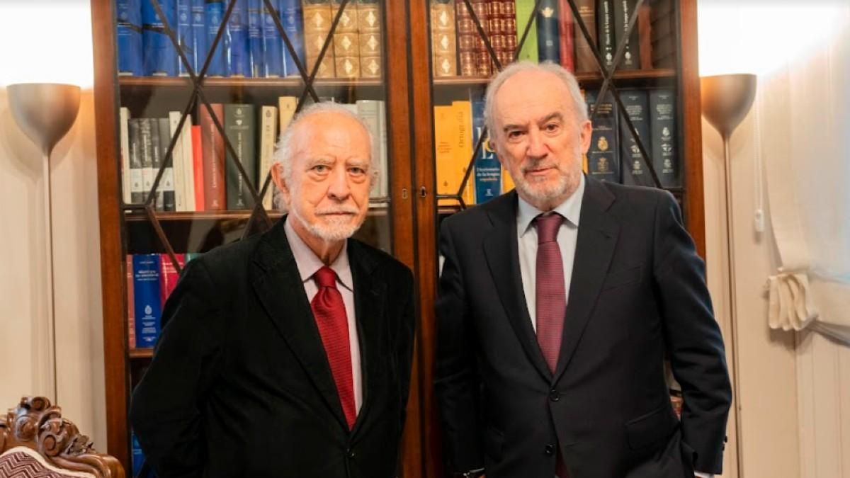 José María Merino Sánchez y Santiago Muñoz Machado, director de la Real Academia Española.