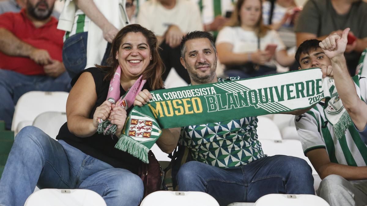 Grada Blanquiverde del Córdoba CF - Cultural Leonesa