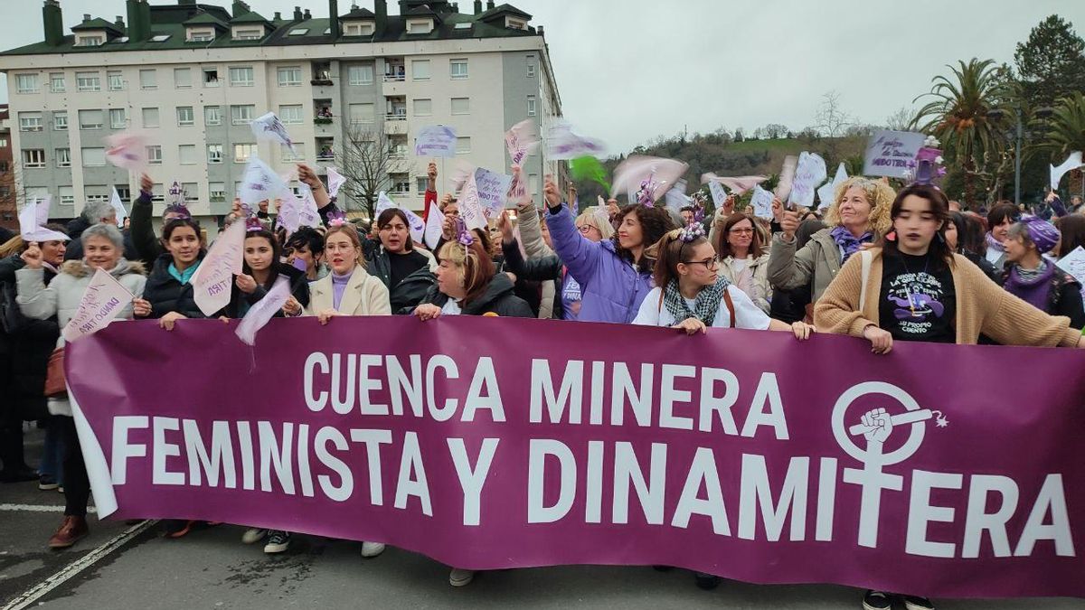 Marcha en Langreo, Asturias.