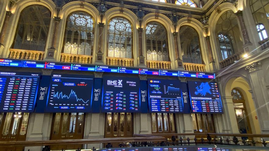 La bolsa española pierde el 0,2 % pese a la subida de Wall Street