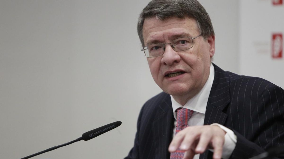 El exministro Jordi Sevilla llama al Congreso a dar el "salto a la cogobernanza" y la cooperación entre Estado y CCAA