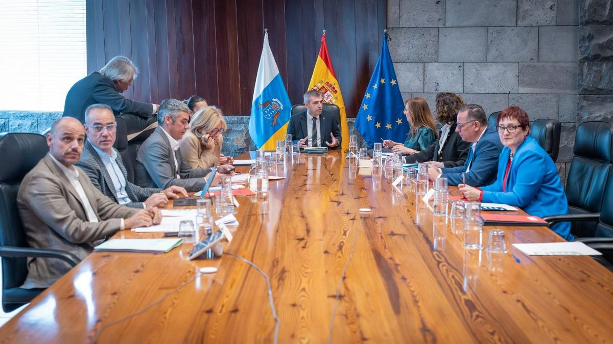 Reunión del Consejo de Gobierno de Canarias, este lunes en Santa Cruz de Tenerife.