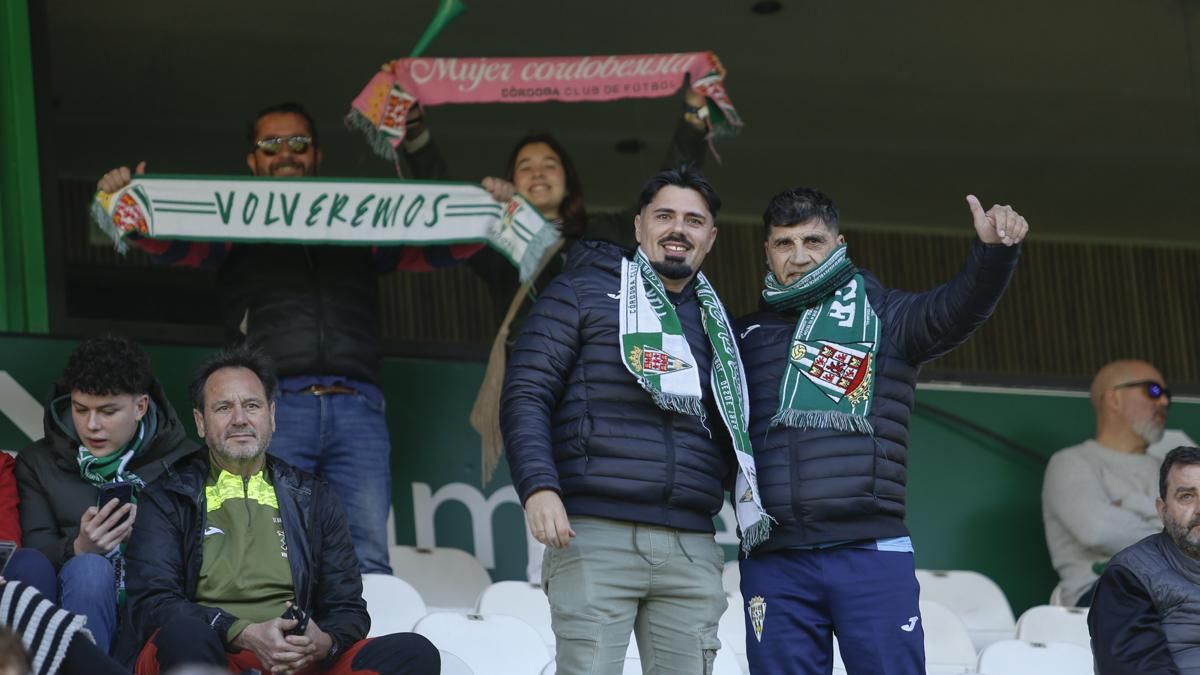 Grada Blanquiverde del Córdoba CF - CD Leganés