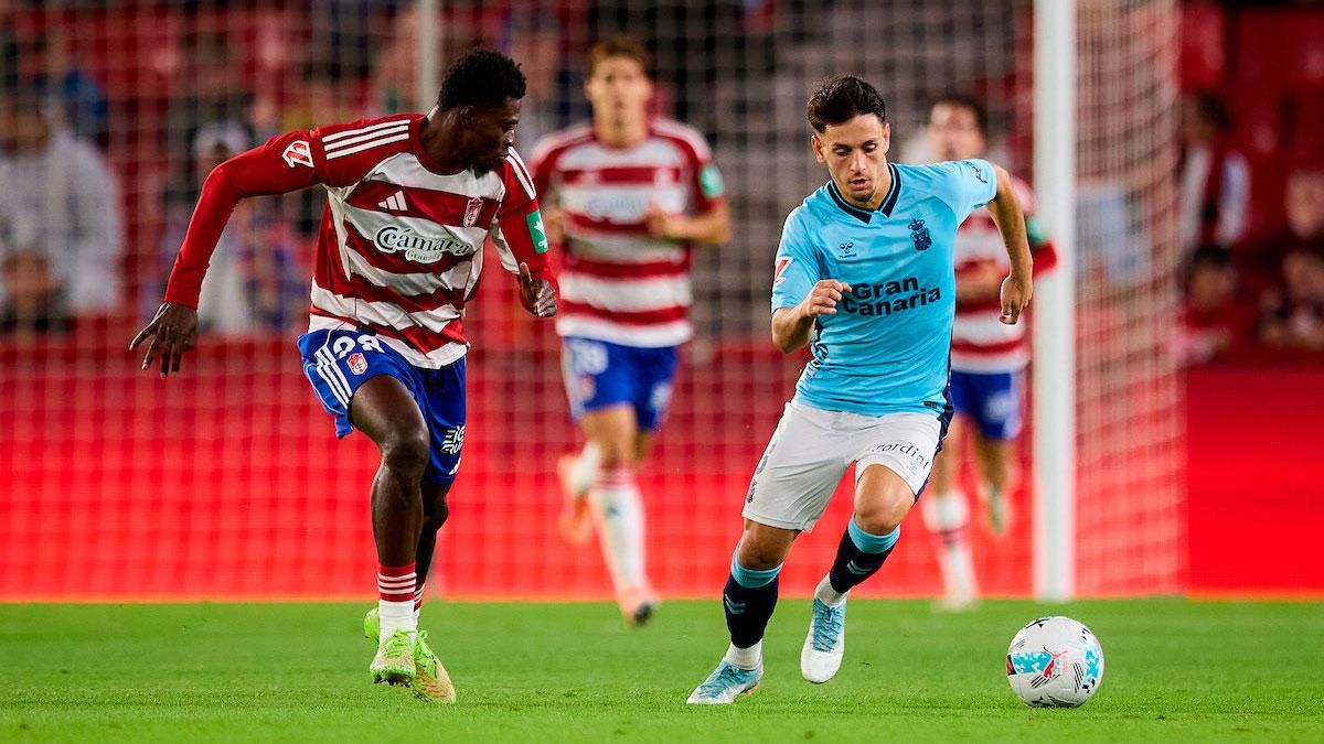 Iván Gil acepta la etiqueta de favorito al ascenso para la UD Las Palmas