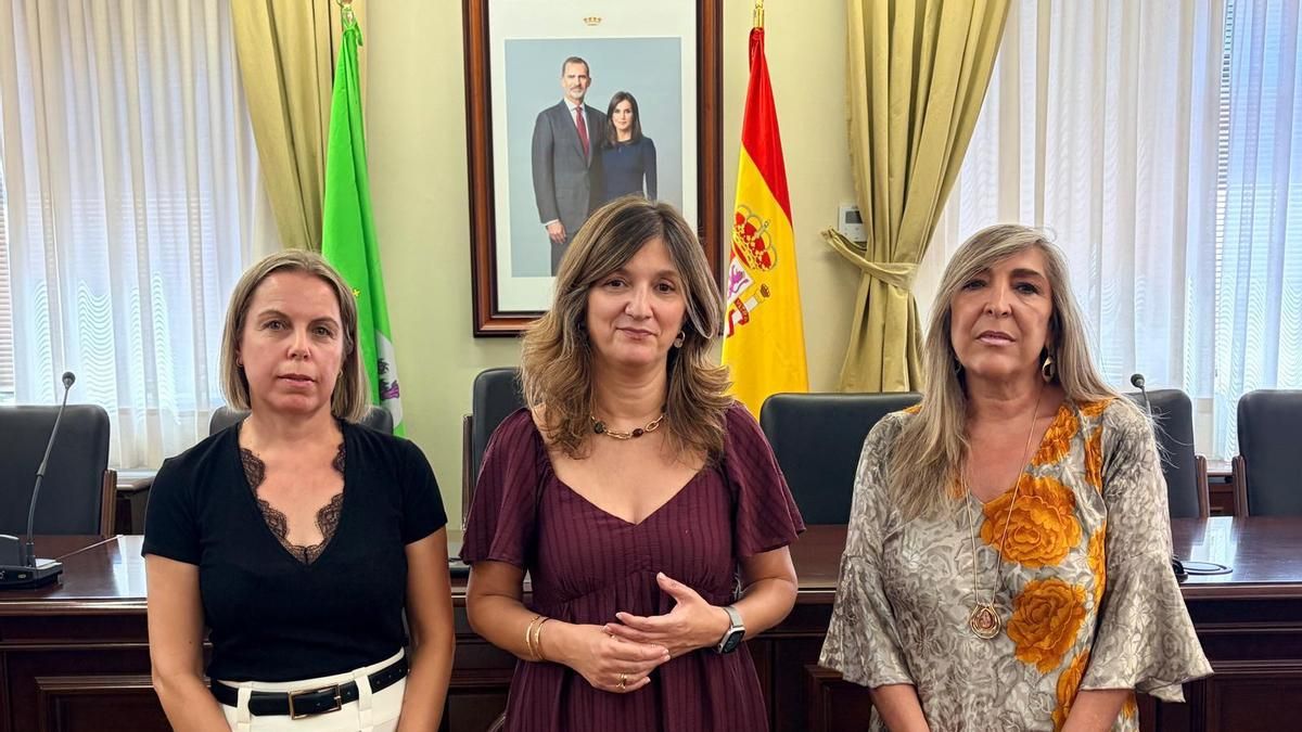 María del Carmen Benavides se convierte en la primera mujer que dirigirá Ingeniería Eléctrica y de Sistemas de la ULE