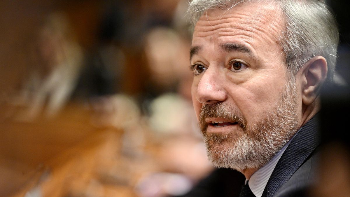 Azcón pide intensificar las negociaciones con Vox para entrar en el Gobierno de Aragón