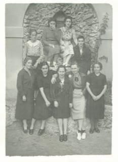 Margalida Roig con otras mujeres en prisión en Palma.