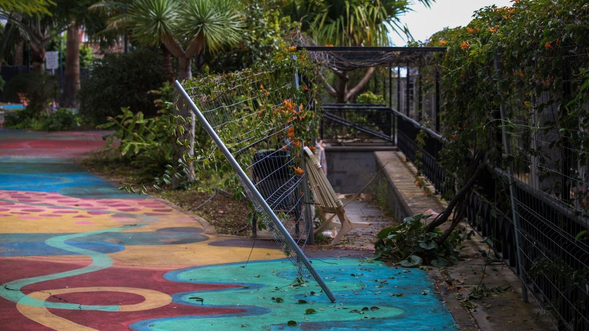 El PSOE denuncia “el abandono” de parques infantiles y canchas deportivas en Santa Cruz de La Palma