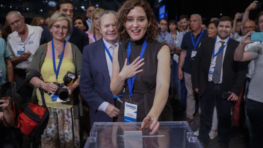 Ayuso se hace un PP a medida y se reconcilia con Almeida para "demostrar" en 2023 "que el 4M no fue una anécdota"