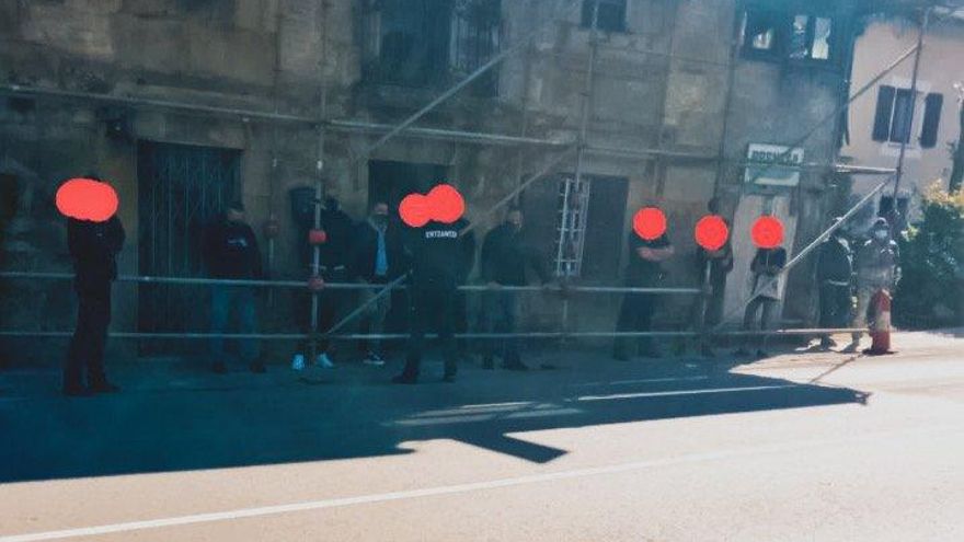 La contratación de una empresa de ultras para un desalojo en Abadiño motiva protestas y la intervención de la Ertzaintza