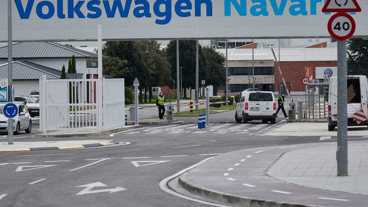 Volkswagen convierte en indefinidos a 93 eventuales en su fábrica de Navarra y descarta el ERE