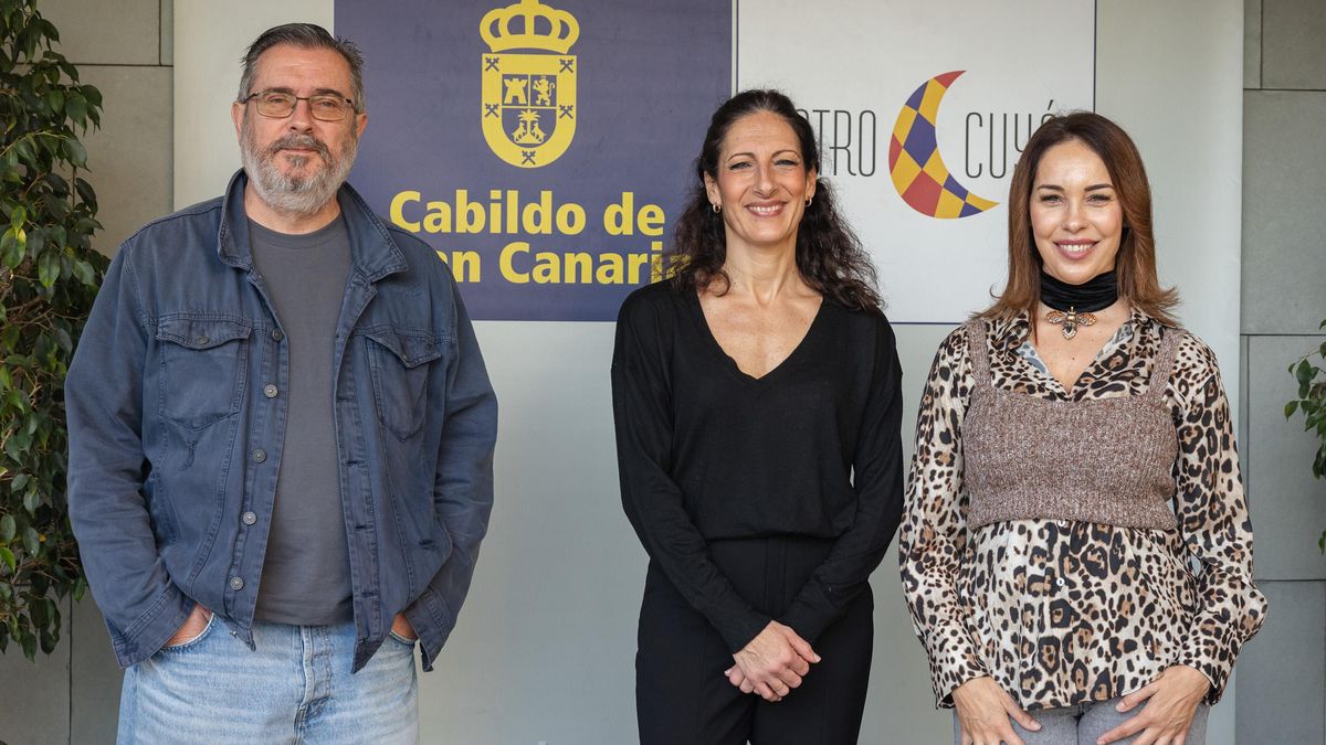 La coreógrafa Úrsula López, entre Guacimara Medina y Gonzalo Ubani.