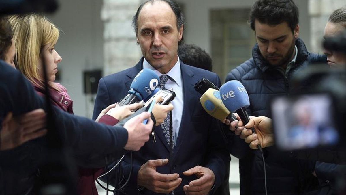 Los afines a Ignacio Diego se han agrupado en torno a 'Lealtad Popular'.