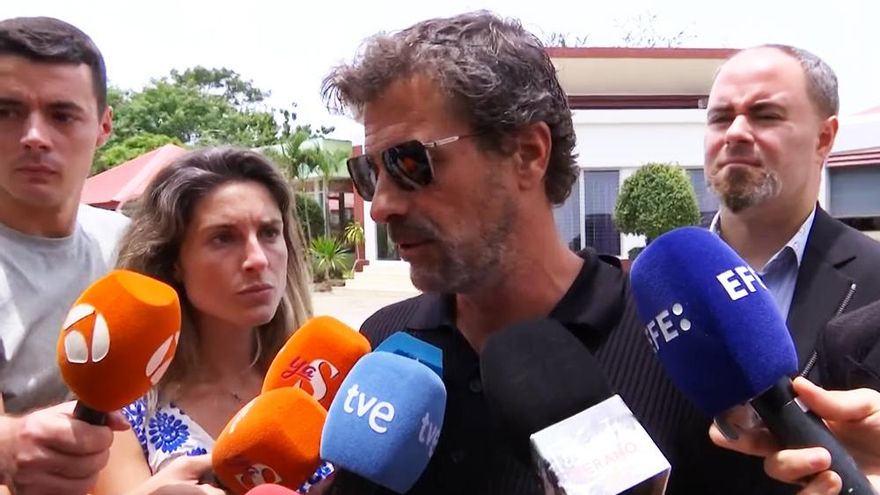 Rodolfo Sancho atiende a los medios por primera vez tras visitar a su hijo en la cárcel: "No van a conseguir lágrimas"