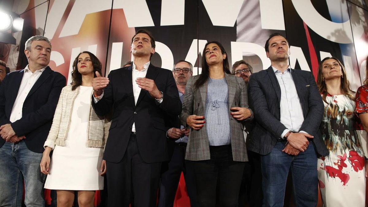 Rivera afirma que Ciudadanos vigilará a Sánchez desde la oposición y que "más pronto que tarde" gobernará