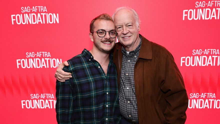 El director Elliot Tuttle junto al actor Reed Birney, en una presentación de ‘Blue Film’