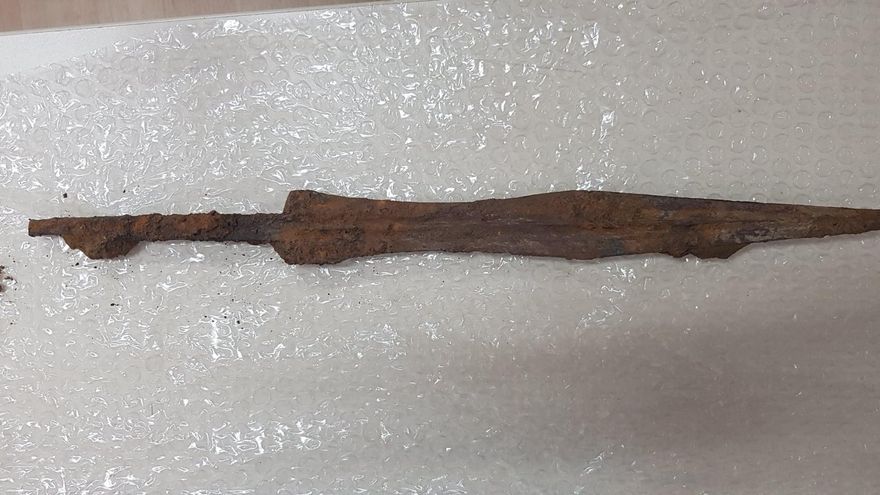 Puñal romano de hierro