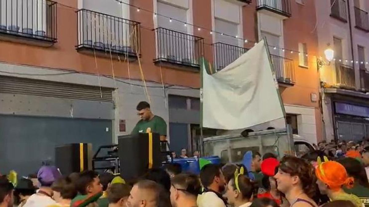 PP y Vox permiten en las Ferias de Guadalajara lo que impidieron el Día del Orgullo: "LGTBIfobia institucionalizada"