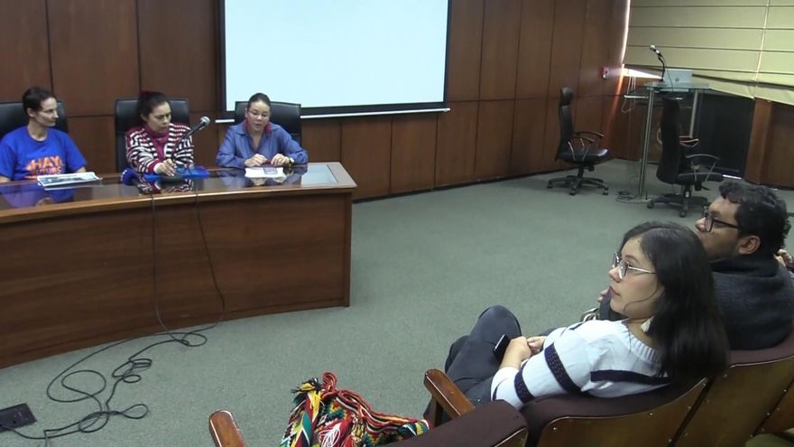 Instituciones colombianas escuchan propuestas de paz de refugiados en Ecuador