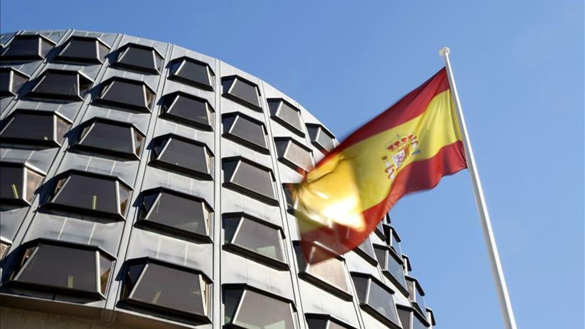Fachada de la sede del Tribunal Constitucional.