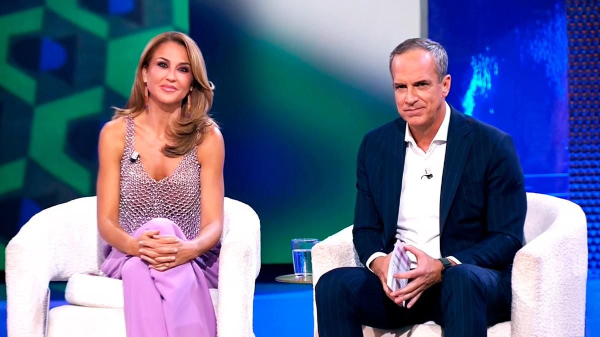 Beatriz Archidona y Santi Acosta presentan 'De Viernes'