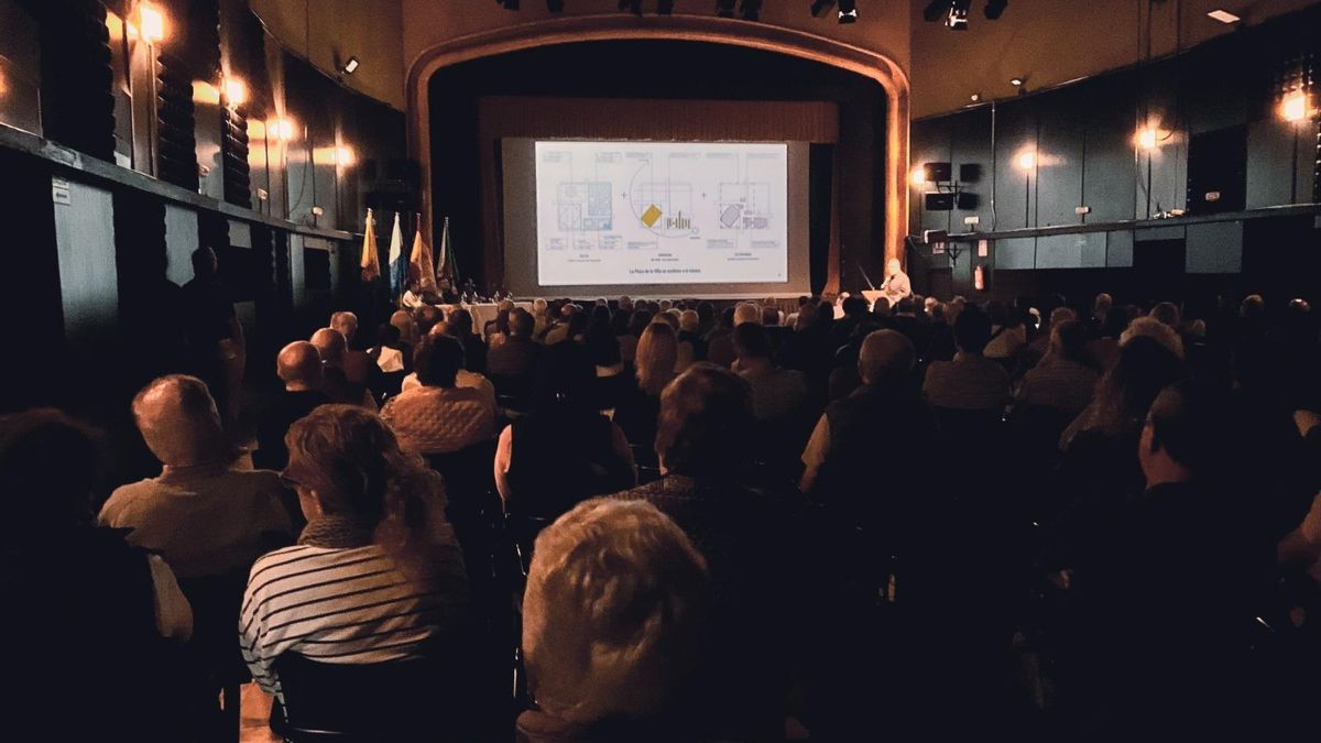La sociedad satauteña llenó el Centro Cultural de la Villa.