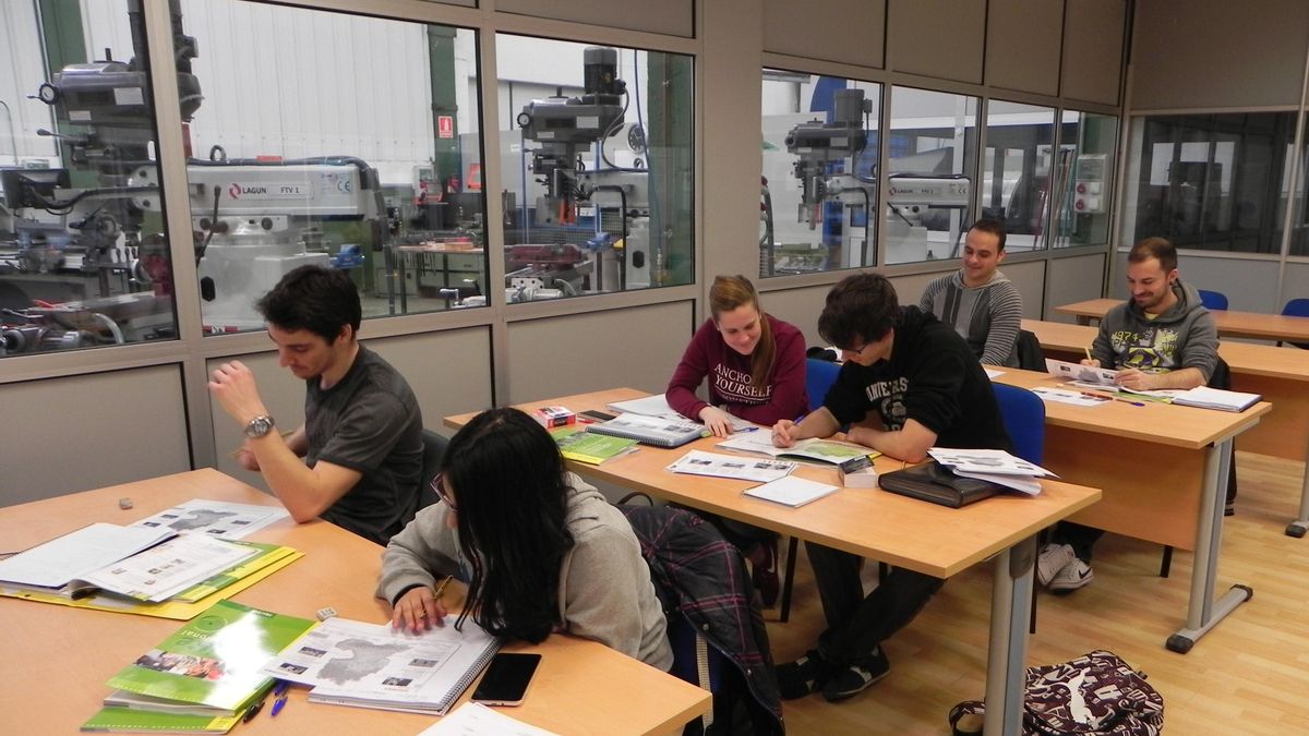 Castilla-La Mancha incentiva a través de ayudas el retorno del talento a la región: así puedes socilitarlas