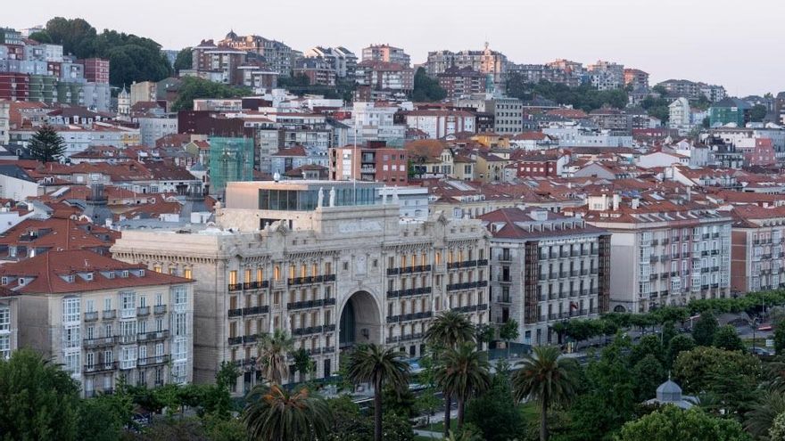 Faro Santander arranca con una fiesta de música, juegos y luz y visita gratuita del 8 al 17 de septiembre
